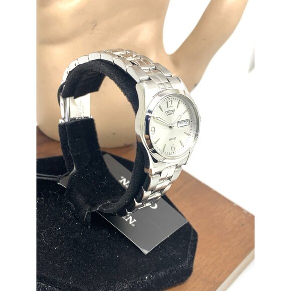 Citizen Women's Watch EQ0540-57A Quartz Silver Dial Day Date Petite 25mm Steel - Picture 15 of 15